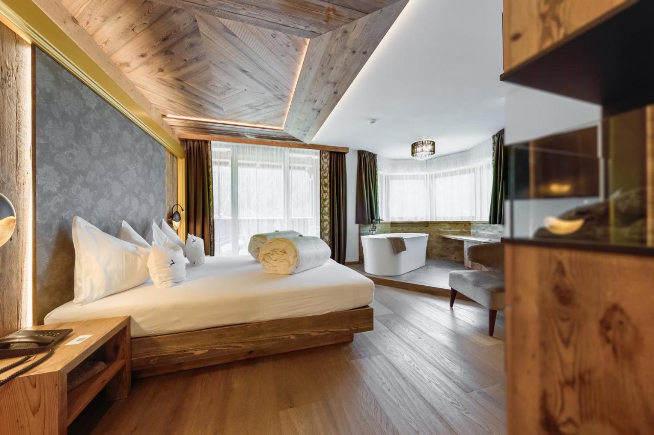 Hotel Muliac Selva di Val Gardena Ngoại thất bức ảnh