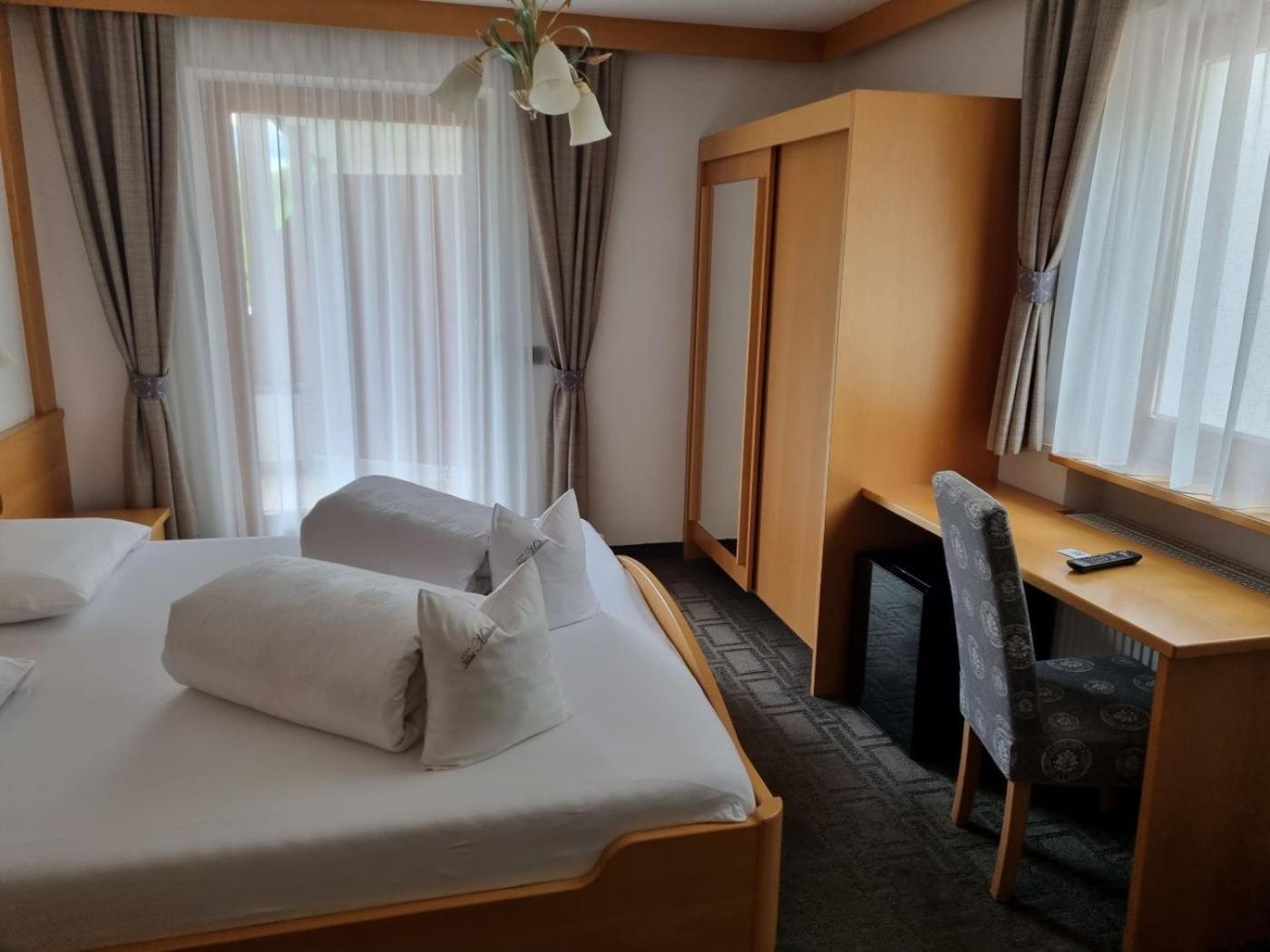 Hotel Muliac Selva di Val Gardena Ngoại thất bức ảnh