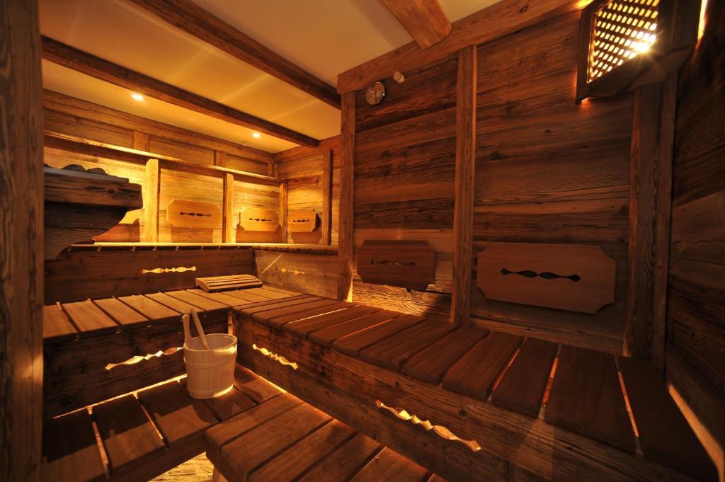 Hotel Muliac Selva di Val Gardena Ngoại thất bức ảnh