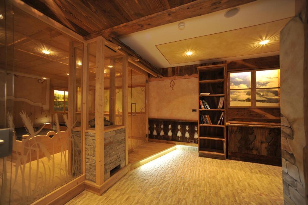 Hotel Muliac Selva di Val Gardena Ngoại thất bức ảnh