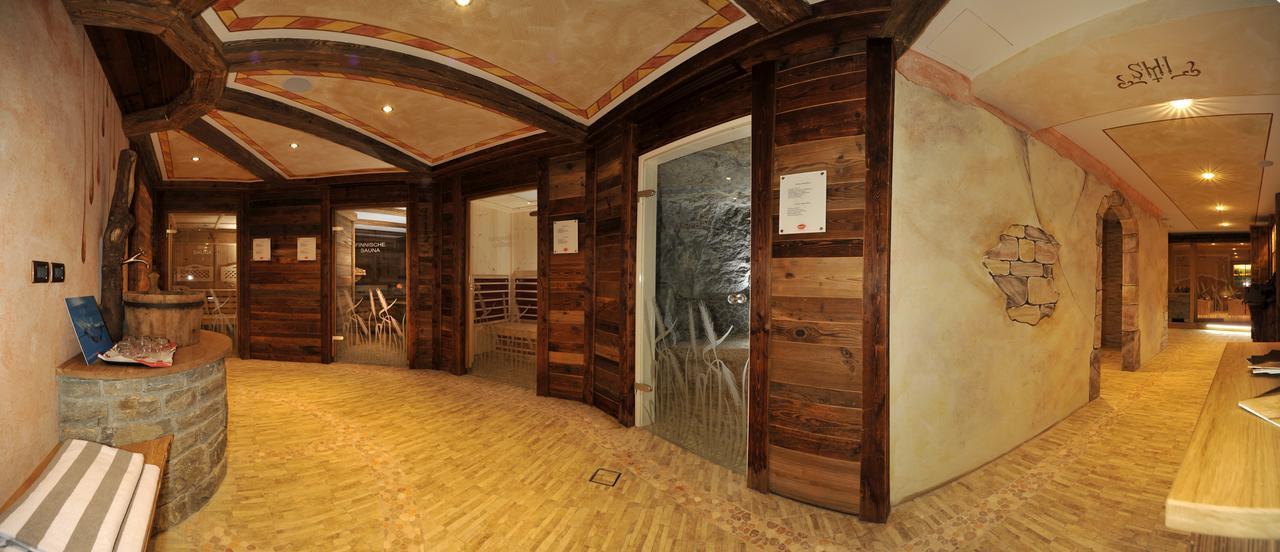 Hotel Muliac Selva di Val Gardena Ngoại thất bức ảnh