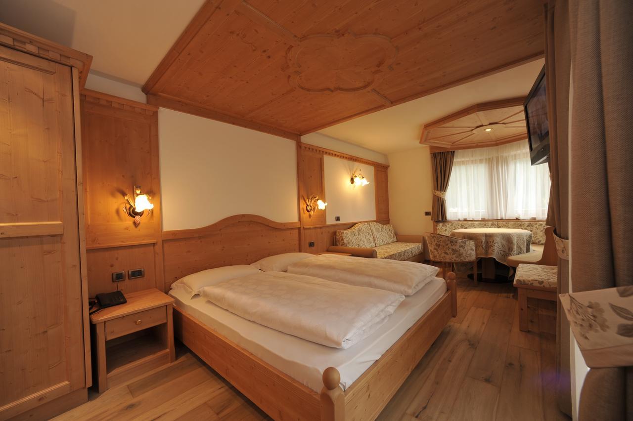 Hotel Muliac Selva di Val Gardena Ngoại thất bức ảnh
