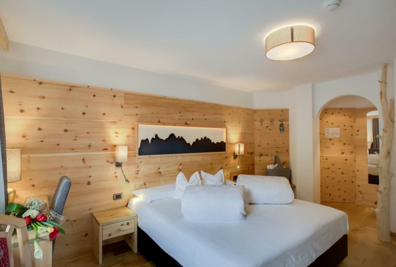 Hotel Muliac Selva di Val Gardena Ngoại thất bức ảnh